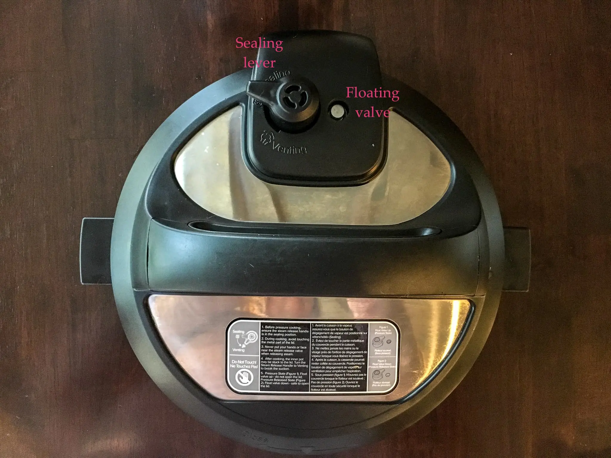 pressure cooking basics: the sealing lever and floating valve