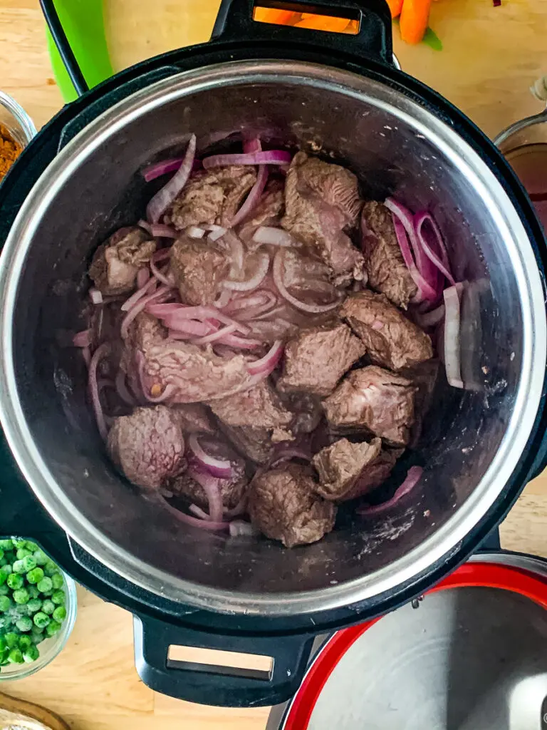Beef Stew in the Instant Pot, Beef stew recipe, easiest beef stew