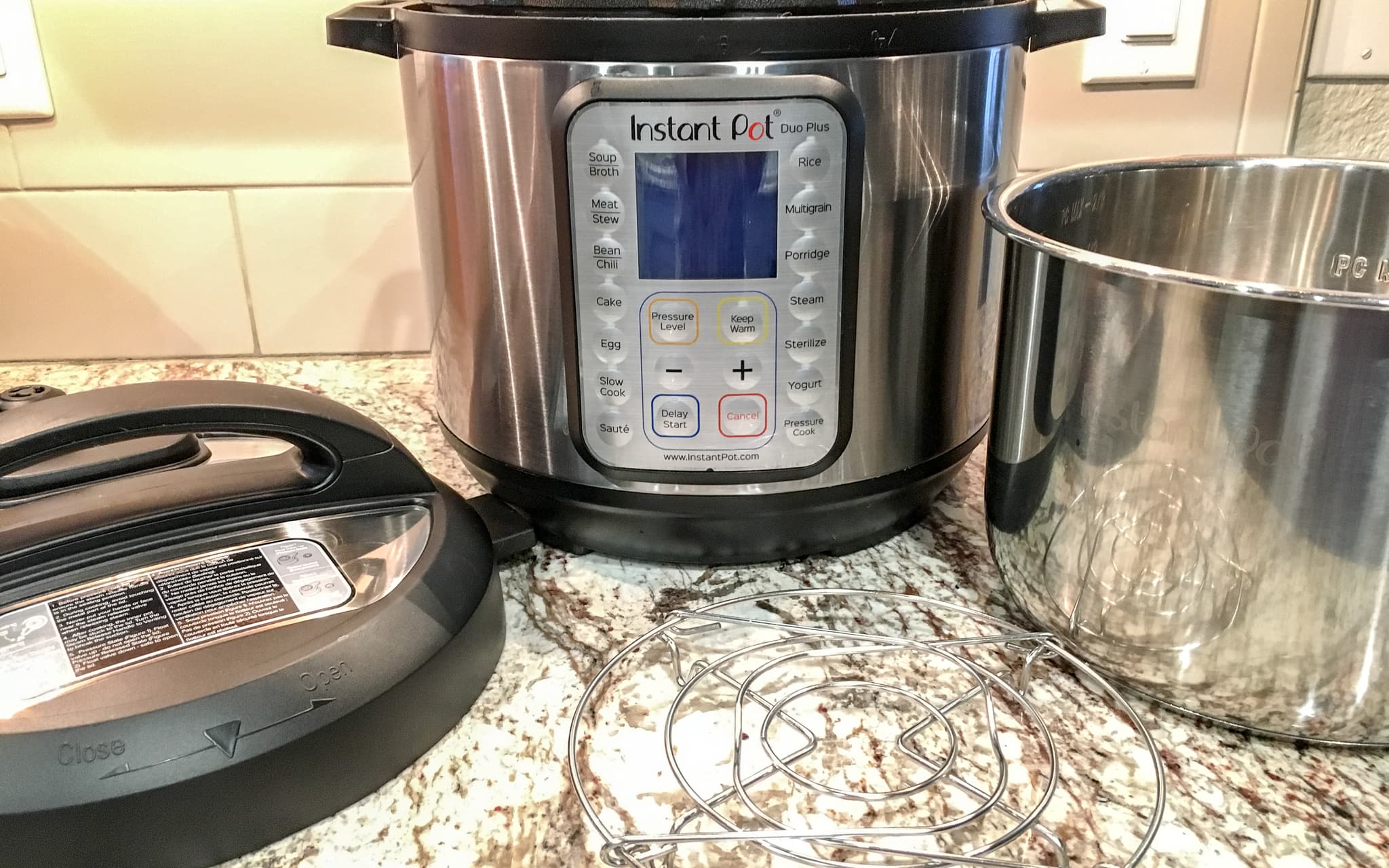 Instant Pot Duo Plus and accessories, Pressure Cooker with accessories.