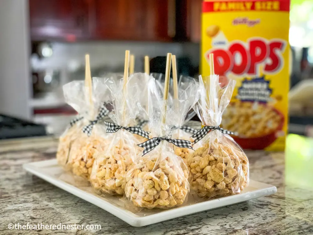 fall goodies for Halloween made with your favorite cereal