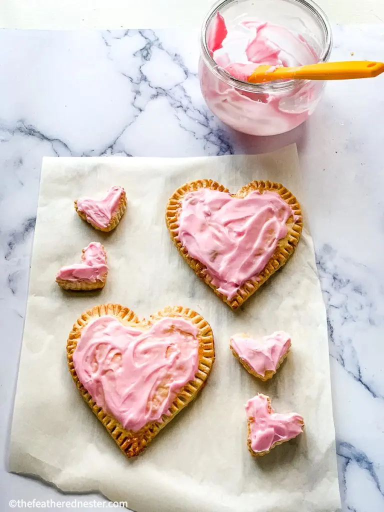 Best heart shaped desserts for Valentine's pastries