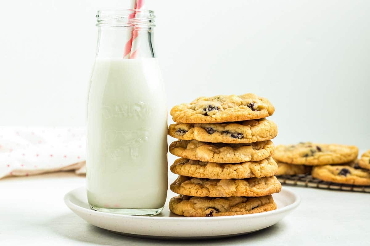 White Chocolate Raspberry Cookies