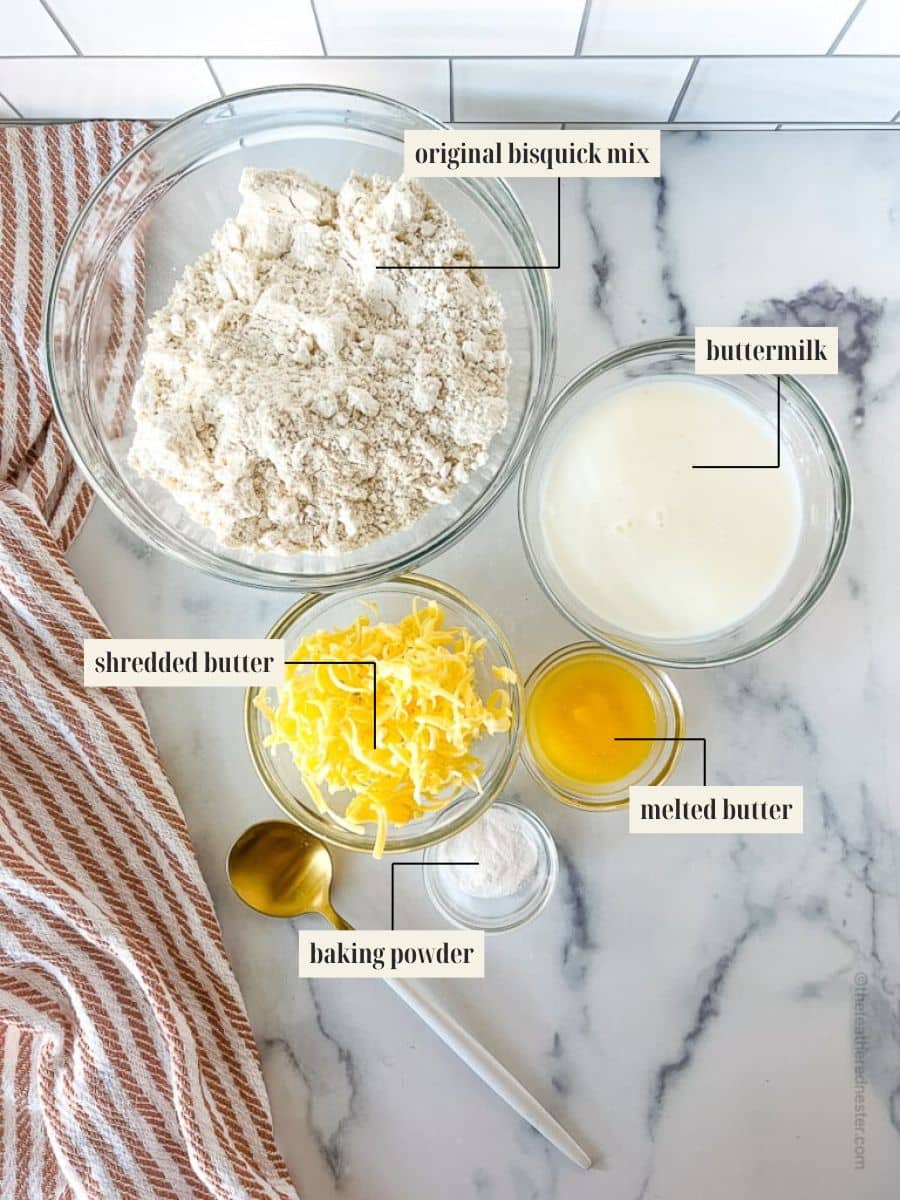 5 bowls with ingredients needed for Bisquick biscuit recipe.