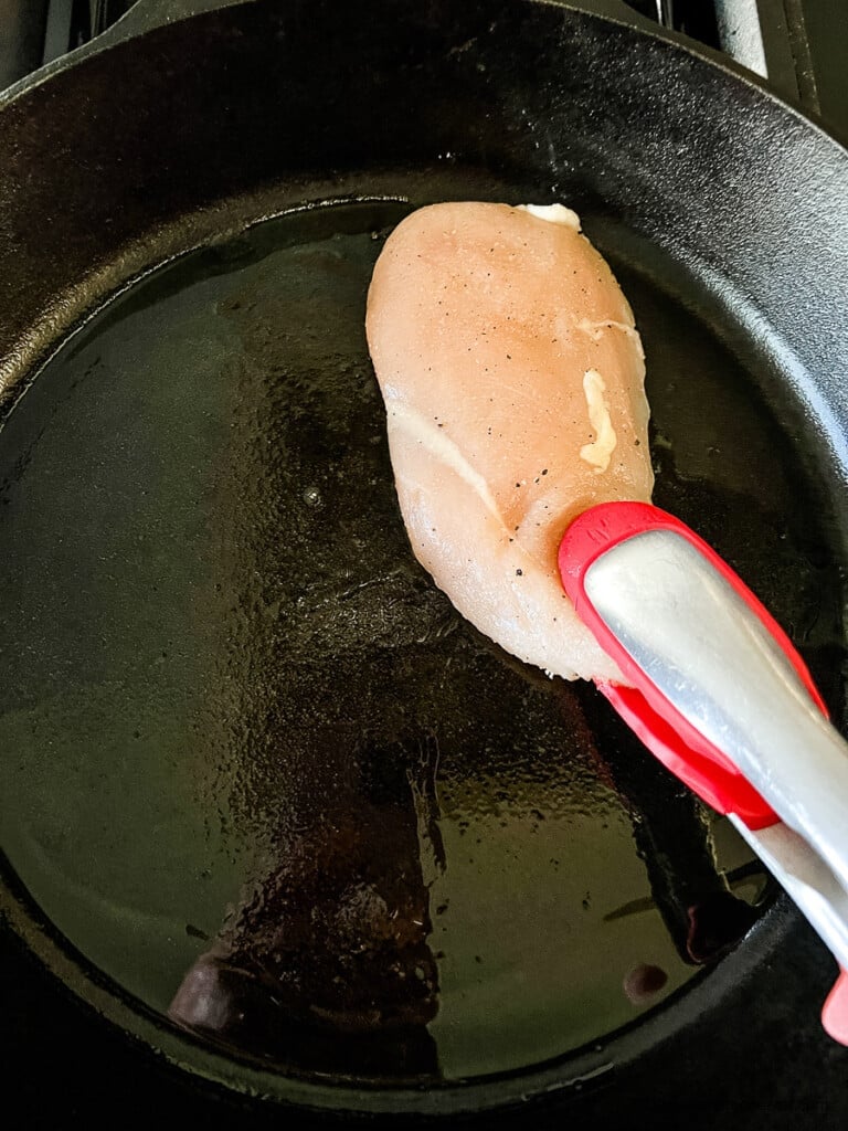 pan searing chicken breast in cast iron