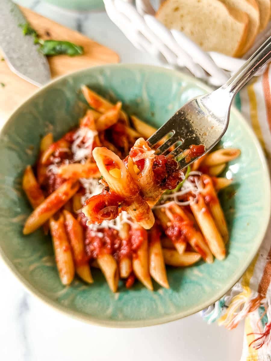 Penne Pomodoro - The Feathered Nester