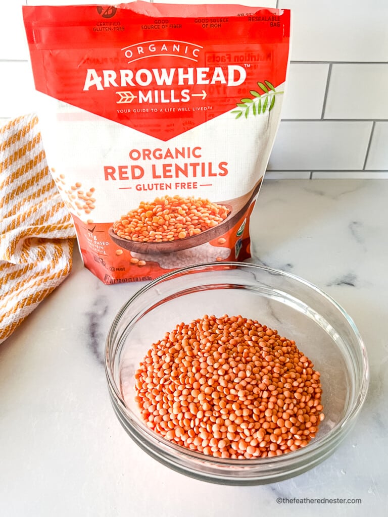Package of Arrowhead Mills organic red lentils.