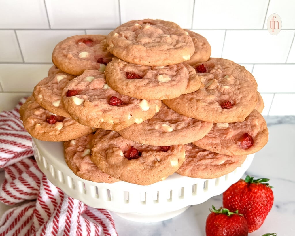 Platter full of freshly baked strawberry cheesecake cookies.