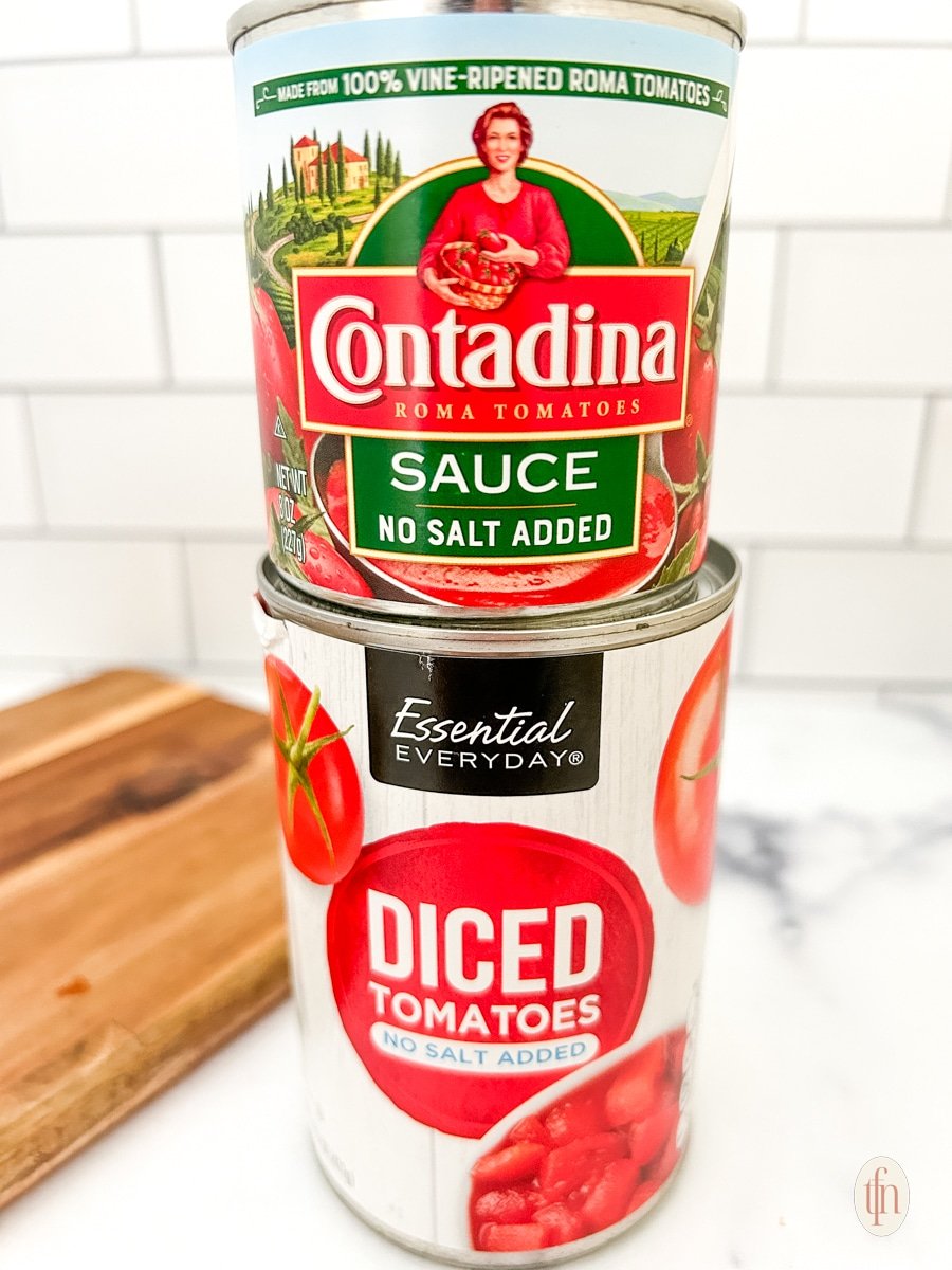 A can of tomato sauce and a can of diced tomatoes for no boil low sodium lasagna.