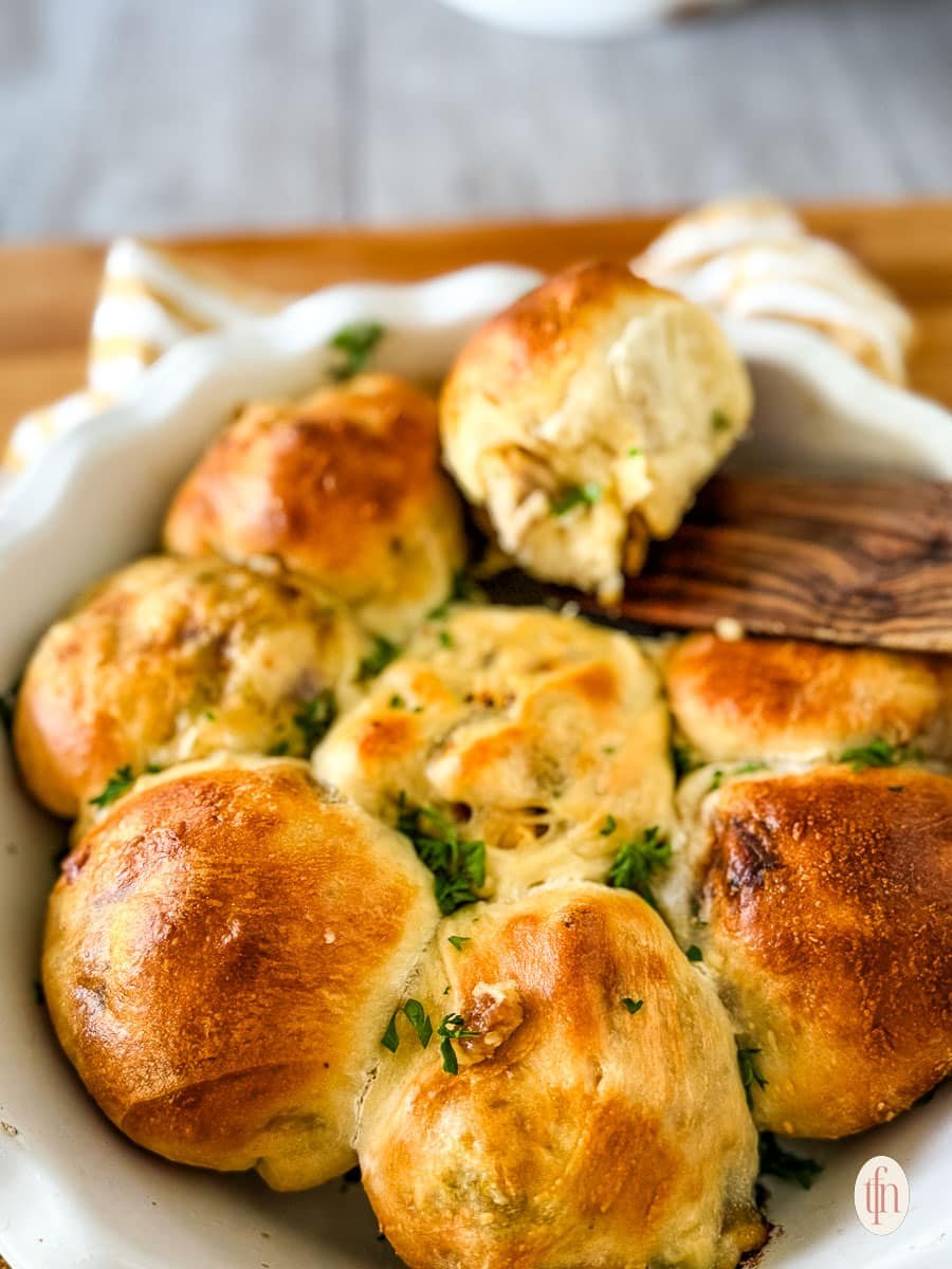 separating and serving the stuffed buns.