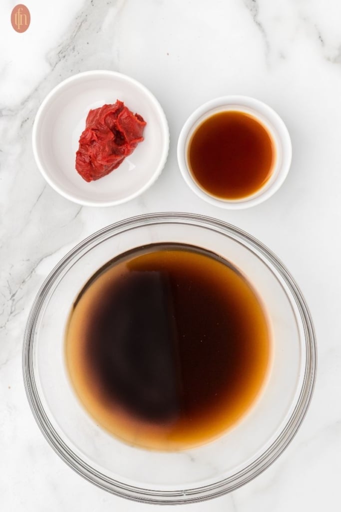 liquid ingredients for Slow Cooker Country Style Ribs.