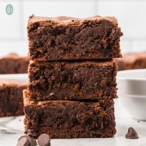 an image of easy homemade brownies.